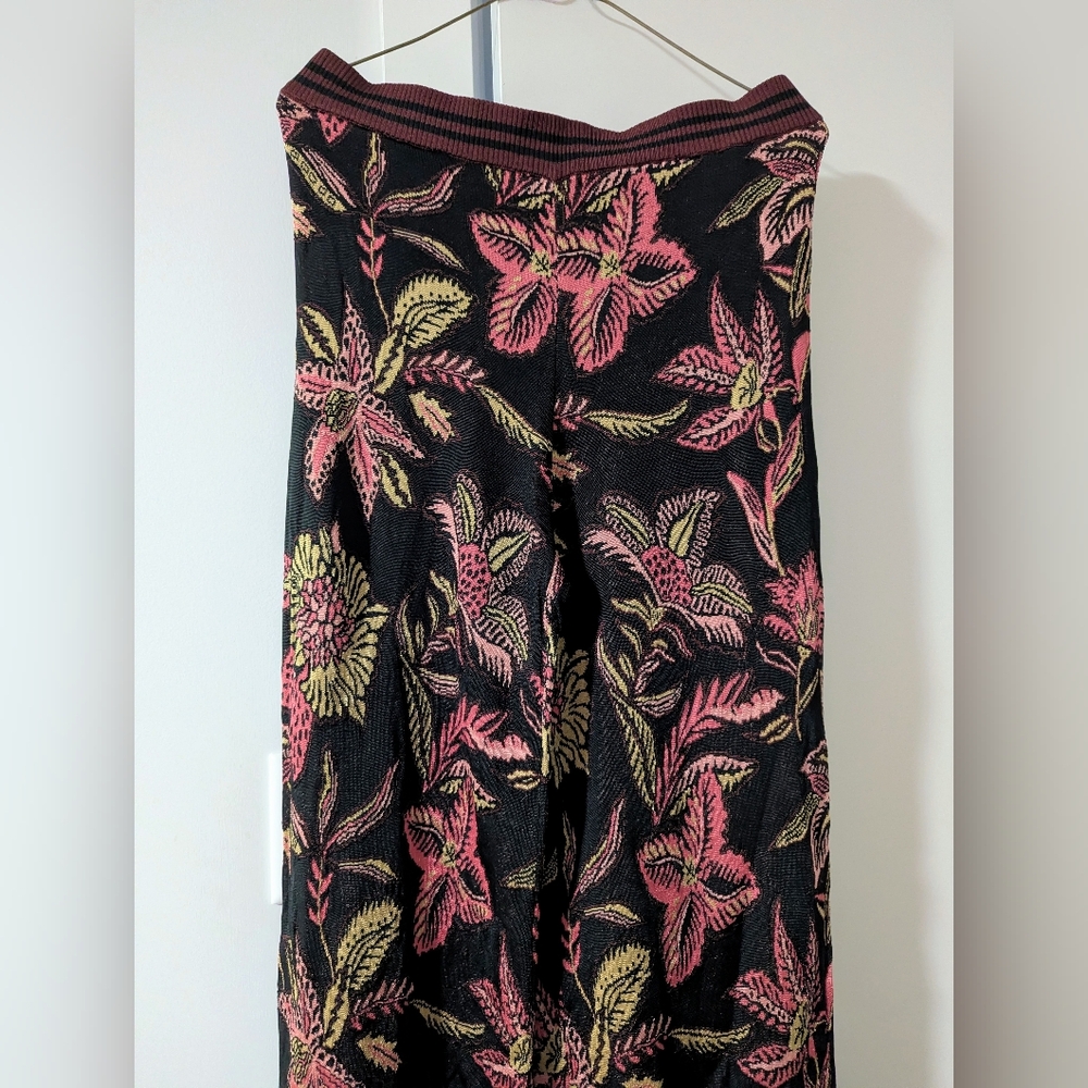 Scotch & Soda Black and Pink Floral Wide-Leg Pants - Picture 2 of 4